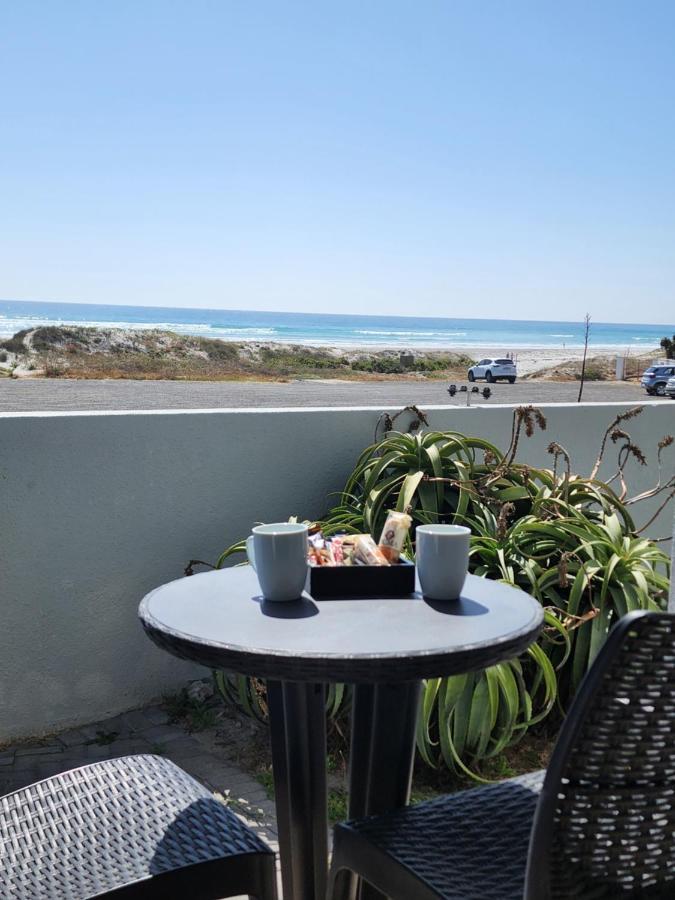 Beach Apartment Melkbosstrand Esterno foto