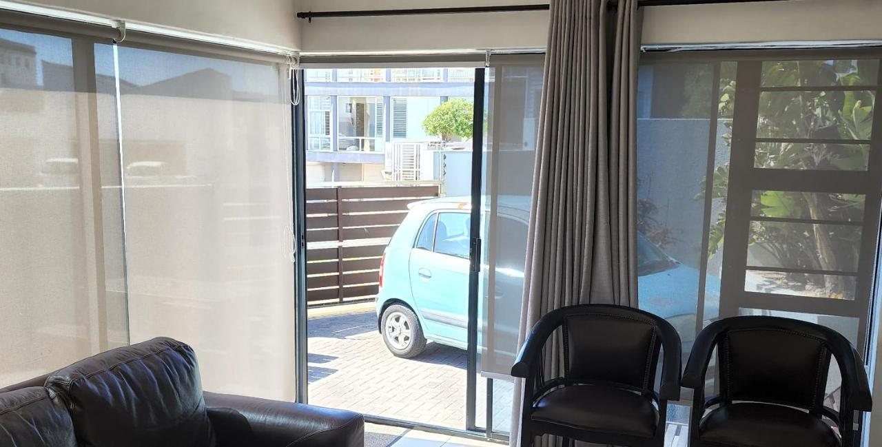 Beach Apartment Melkbosstrand Esterno foto